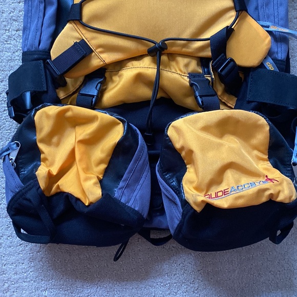 DROP Hiking Backpack With GLIDEACCSYS Compartments - Picture 3 of 12